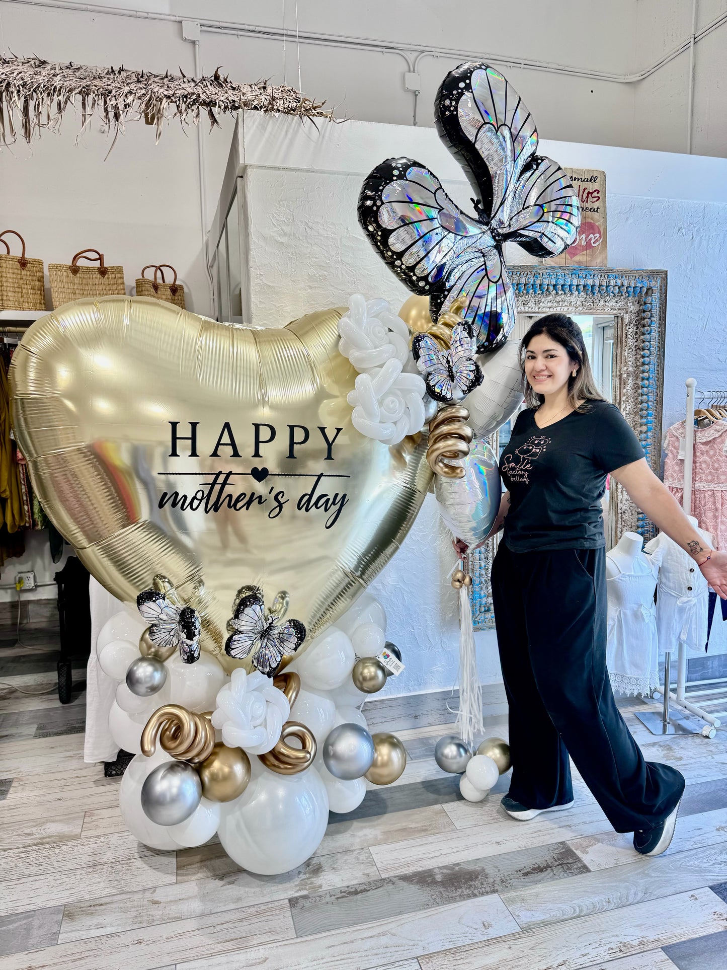 Mother’s Day Balloon Arrangement