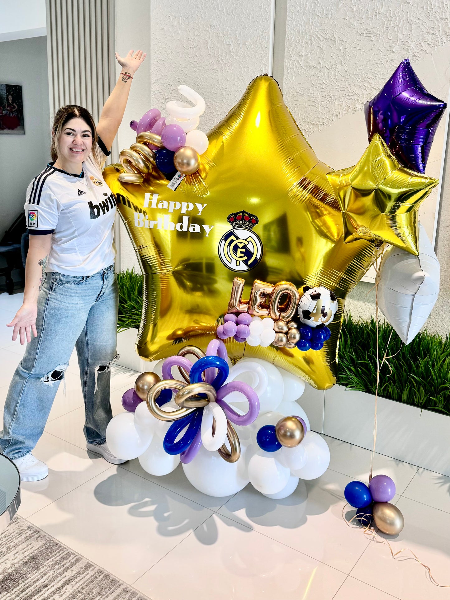 Giant Balloons